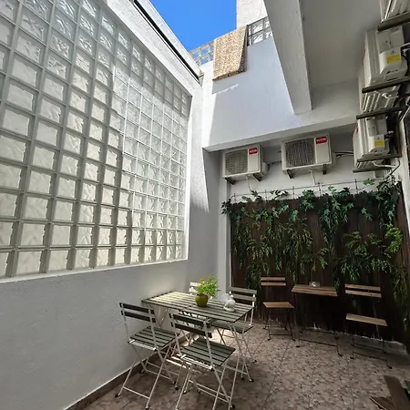 Bed & Breakfast Farol Almada