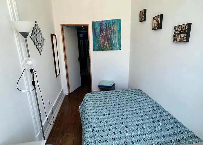 Bed & Breakfast Farol Almada